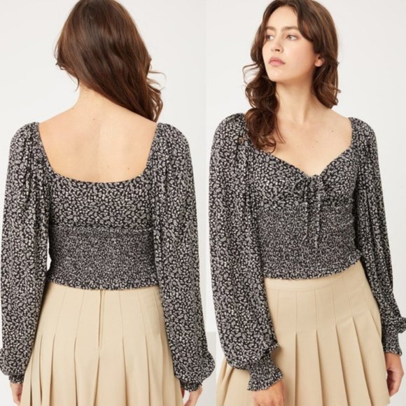 Love Tree Ditsy Floral Sweetheart Balloon Puff Sleeves Smock Waist Stretch Knit - Picture 3 of 5